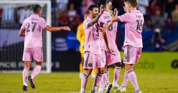 Portada: Con un gol de Lionel Messi, Inter Miami goleó 4-0 a Charlotte y clasificó a las semifinales de la Leagues Cup