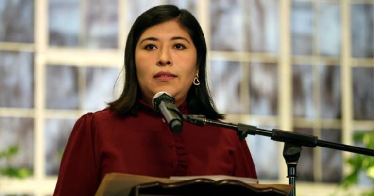 Abogado de Betssy Chávez sobre video del golpe: "No aporta nada adicional"