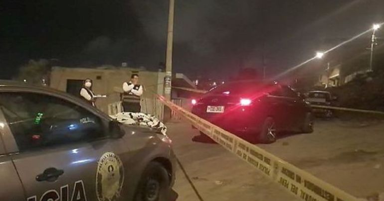 Hombre fue asesinado a balazos dentro de su automóvil en Chorrillos