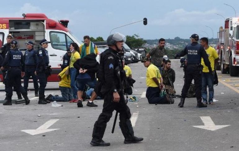 Brasil: al menos 1.200 bolsonaristas son detenidos en el campamento frente al cuartel general del Ejército