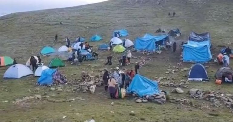 Portada: Cusco: mujer murió durante una peregrinación tras ser impactada por un rayo