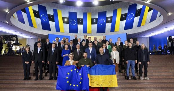 Portada: La Unión Europea respalda a Ucrania: "Seguiremos apoyando hasta que Putin decida parar la guerra"