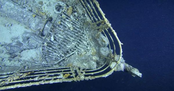 ¿Qué le pasaría a un cuerpo humano si trata de sumergirse hasta el Titanic?