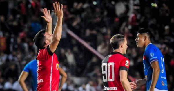 FBC Melgar sigue anhelando con ganar el Clausura: venció 2-1 a Carlos A. Mannucci en Arequipa