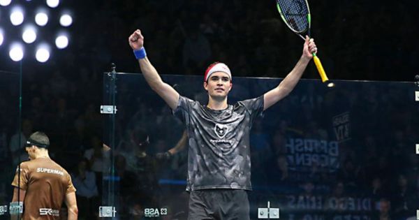 ¡Sigue escalando! Diego Elías clasificó a semifinales del París Squash 2023