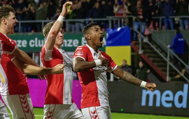 En el último minuto: Miguel Araujo le dio el triunfo al FC Emmen en la liga de Países Bajos