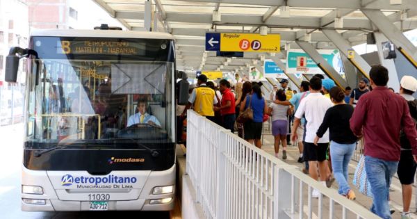 Portada: ATU anuncia que el servicio del Metropolitano se podrá pagar con Yape: ¿desde cuándo?