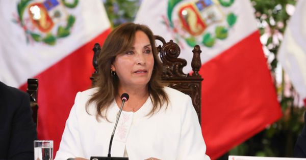 Dina Boluarte: "No tenemos lobbys, no le estamos robando un solo sol al Estado peruano"