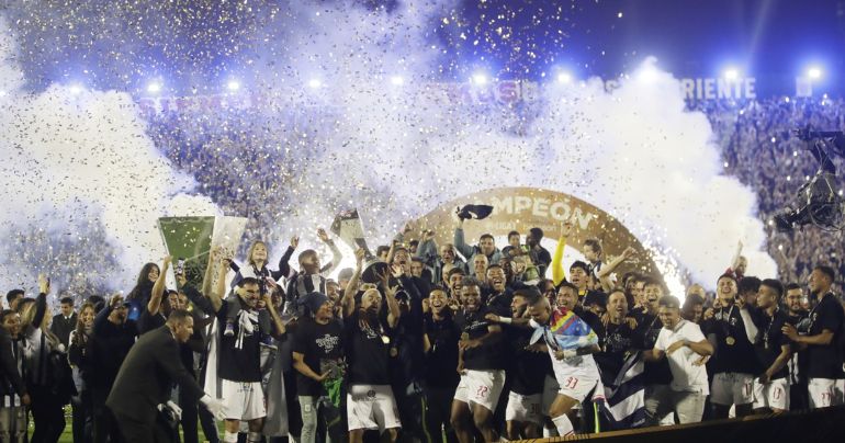 Portada: "¡El barrio de Matute está de fiesta!" El saludo de Conmebol a Alianza Lima por su aniversario