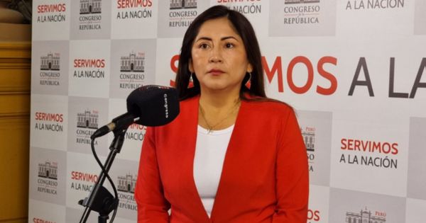 Portada: Kelly Portalatino tras filtración de presuntos chats con Vladimir Cerrón: "Acosada políticamente"