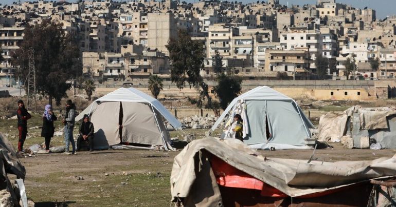 Turquía: unas 865 000 personas viven en tiendas de campaña tras terremotos