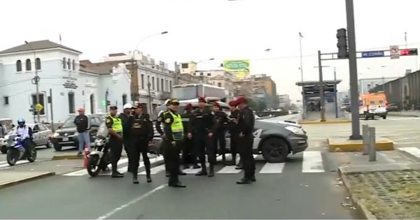 Cercado de Lima: comerciante abatió a delincuente que intentó robarle en la Av. Alfonso Ugarte