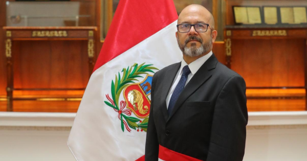 Víctor Zamora: Congreso aprueba informe final que busca inhabilitar por 10 años al exministro del ‘Lagarto’ Vizcarra