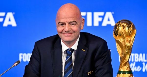 Portada: Gianni Infantino, presidente de la FIFA, confirmó que el Mundial 2034 será en Arabia Saudita