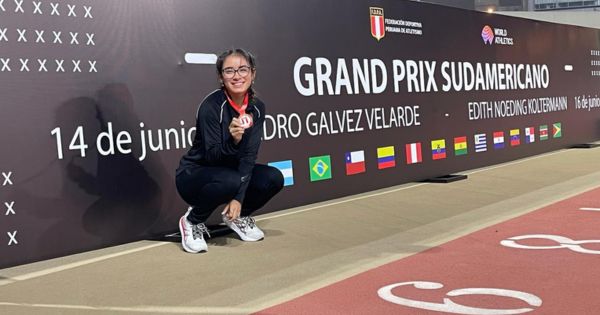 Cayetana Chirinos obtiene por séptima vez récord nacional en U18 de 100 metros planos