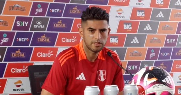 Carlos Zambrano sobre partido ante Uruguay: "Es una de nuestras últimas balas y no podemos tropezar"