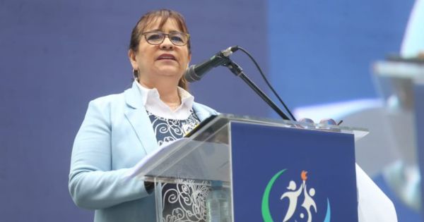 Ministra de Educación: "Adoctrinar niños en ideologías terroristas es un hecho que reviste la máxima gravedad"