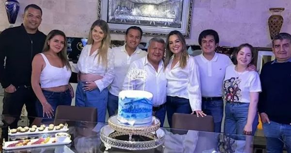 Brunella Horna luce su avanzado embarazo en cumpleaños de César Acuña