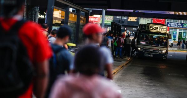 Argentina vive otra jornada de huelga: transportistas buscan mejoras salariales