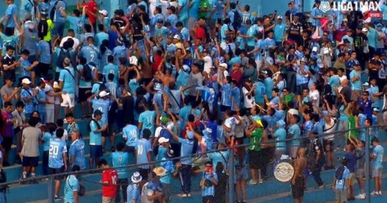 ¡Indiferentes! Hinchas de Sporting Cristal le dieron la espalda al plantel 'celeste'