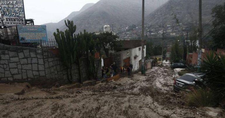 Huaicos en Santa Eulalia: carreteras y el servicio de agua y Desagüe es lo que más está afectando