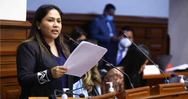 Portada: Heidy Juárez: Subcomisión de Acusaciones verá este viernes caso de la congresista