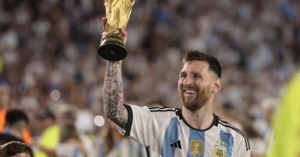 El astro del fútbol está de cumpleaños: la FIFA le dedicó un cálido mensaje a Lionel Messi por sus 36 años