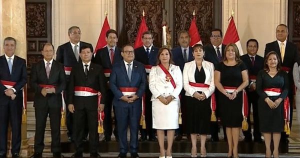 Dina Boluarte realiza cambios en los ministerios de Trabajo, Desarrollo Agrario y Riego, Producción, Justicia, Educación y Transportes