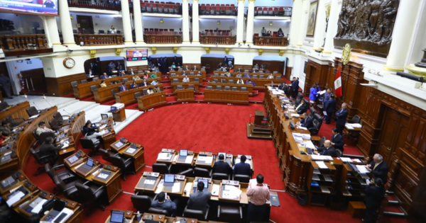 Congreso autorizó delegar la facultad de legislar a la Comisión Permanente hasta el 19 de julio