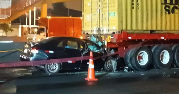 Portada: Surco: mujer perdió la vida en trágico accidente en Panamericana Sur