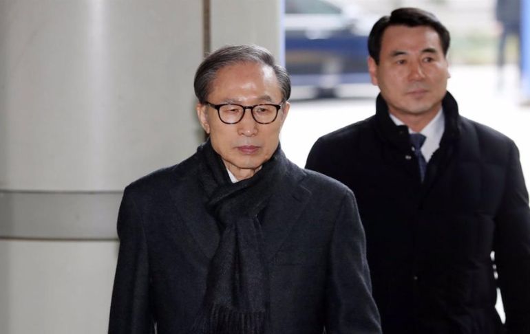 Corea del Sur: Yoon Suk-yeol indultó a expresidente sentenciado por corrupción