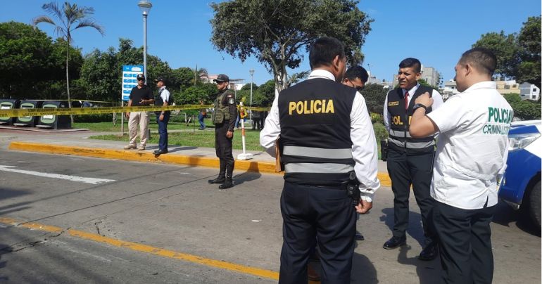 Feminicidio en San Miguel: hombre asesinó de 15 puñaladas a su expareja y luego se suicidó