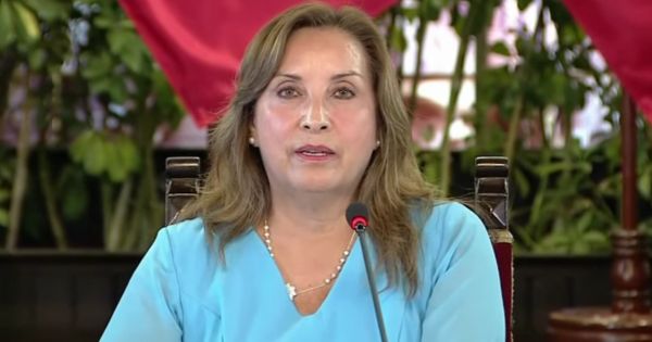 Portada: Dina Boluarte tras decir que es la "mamá de los peruanos": "Me refería a trabajar con el cariño de madre"