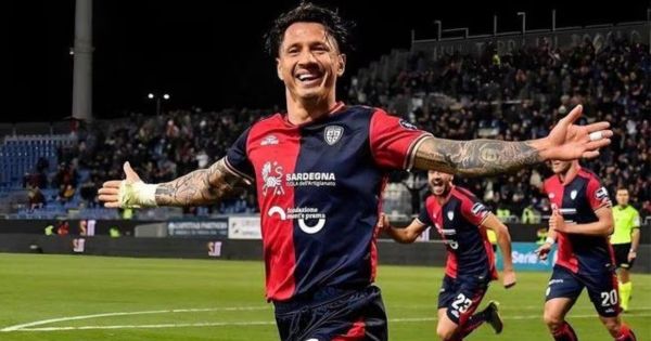 ¡Se ilusiona con el ascenso! Gianluca Lapadula anotó en la victoria del Cagliari 3-2 sobre el Parma