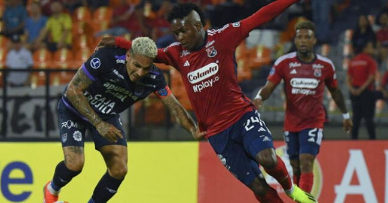 Las derrotas continúan: César Vallejo cayó 4-2 ante Independiente de Medellín por la Copa Sudamericana