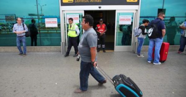 Corpac asegura que no tiene responsabilidad por retraso y cancelación de vuelos en aeropuerto Jorge Chávez