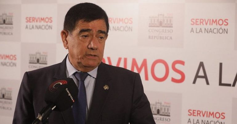 Portada: José Williams se deslinda de responsabilidad por bono de 9,900 soles a trabajadores del Congreso