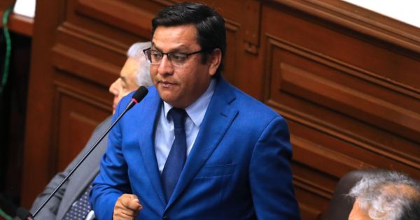 César Vásquez, flamante ministro de Salud, presentó licencia a su militancia en APP