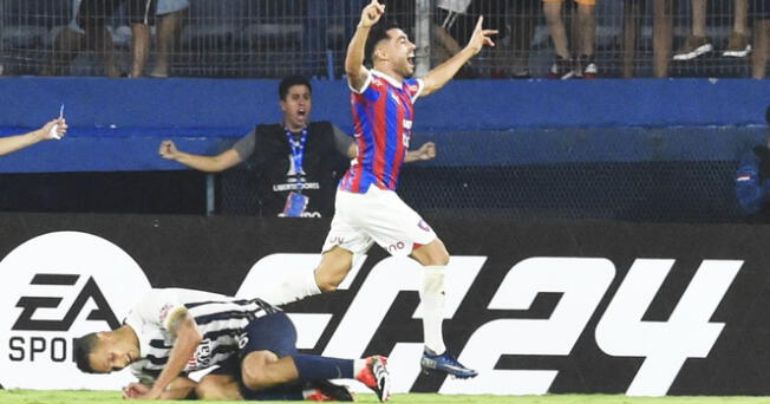 Una caída que duele: en el último minuto, Alianza Lima perdió 1-0 ante Cerro Porteño por Copa Libertadores