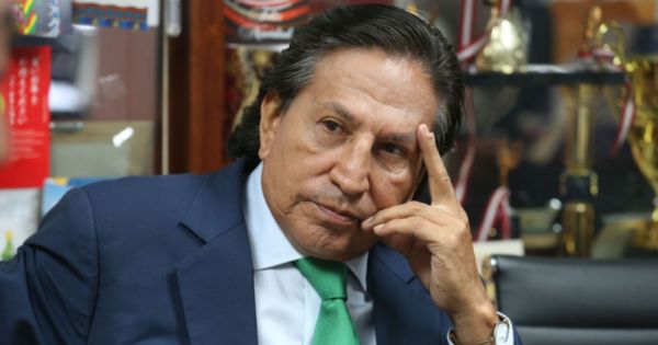 Alejandro Toledo fue trasladado de emergencia a hospital de Ate