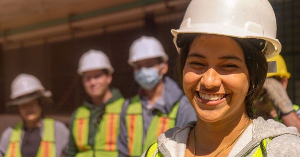 Portada: Hub de Innovación Minera del Perú impulsa la participación femenina con becas para doctorados