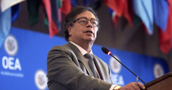 Gustavo Petro anuncia que Colombia se reintegrará a Unasur tras cinco años de haberse retirado