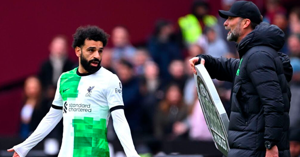 ¡INSÓLITO! Salah se enfurece con su entrenador y casi se va a las manos