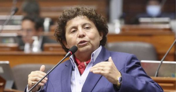 Portada: Susel Paredes se suma a la bancada izquierdista Cambio Democrático-Juntos por el Perú