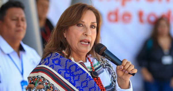 Portada: Gobernador de Puno acusa de "mentirosa" a Dina Boluarte "para quedarse hasta el 2026”