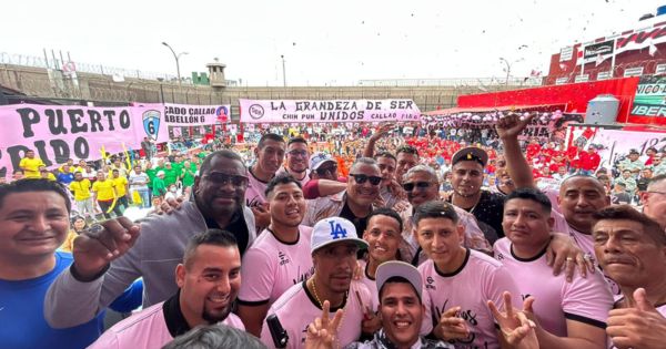 Cantantes que participarán en el Festival Internacional del Callao visitaron a los reclusos del penal Sarita Colonia