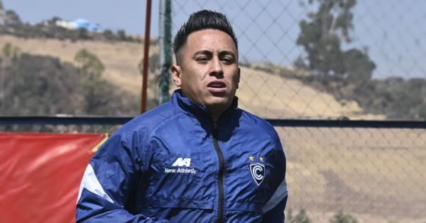 ¿Christian Cueva invitó a una salsera de viaje y Pamela Franco se enteró?