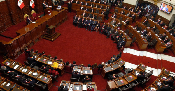 Congreso aprueba por insistencia ley para publicar agendas y actas de sesiones del Consejo de Ministros