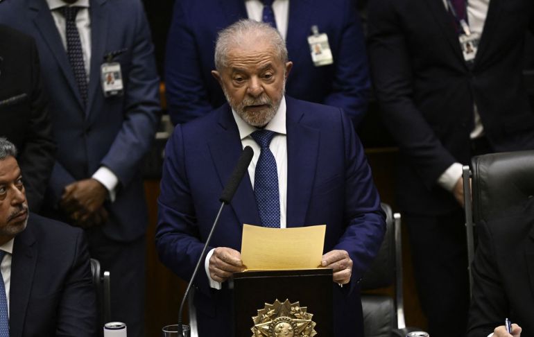 Lula da Silva jura como nuevo presidente de Brasil