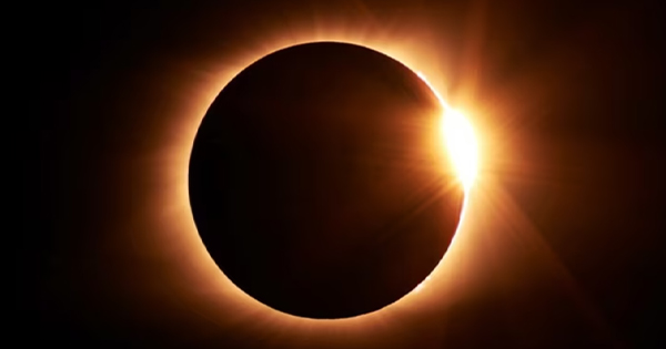 Portada: Eclipse solar anular: estas son las recomendaciones del Minsa para ver el evento y evitar daños